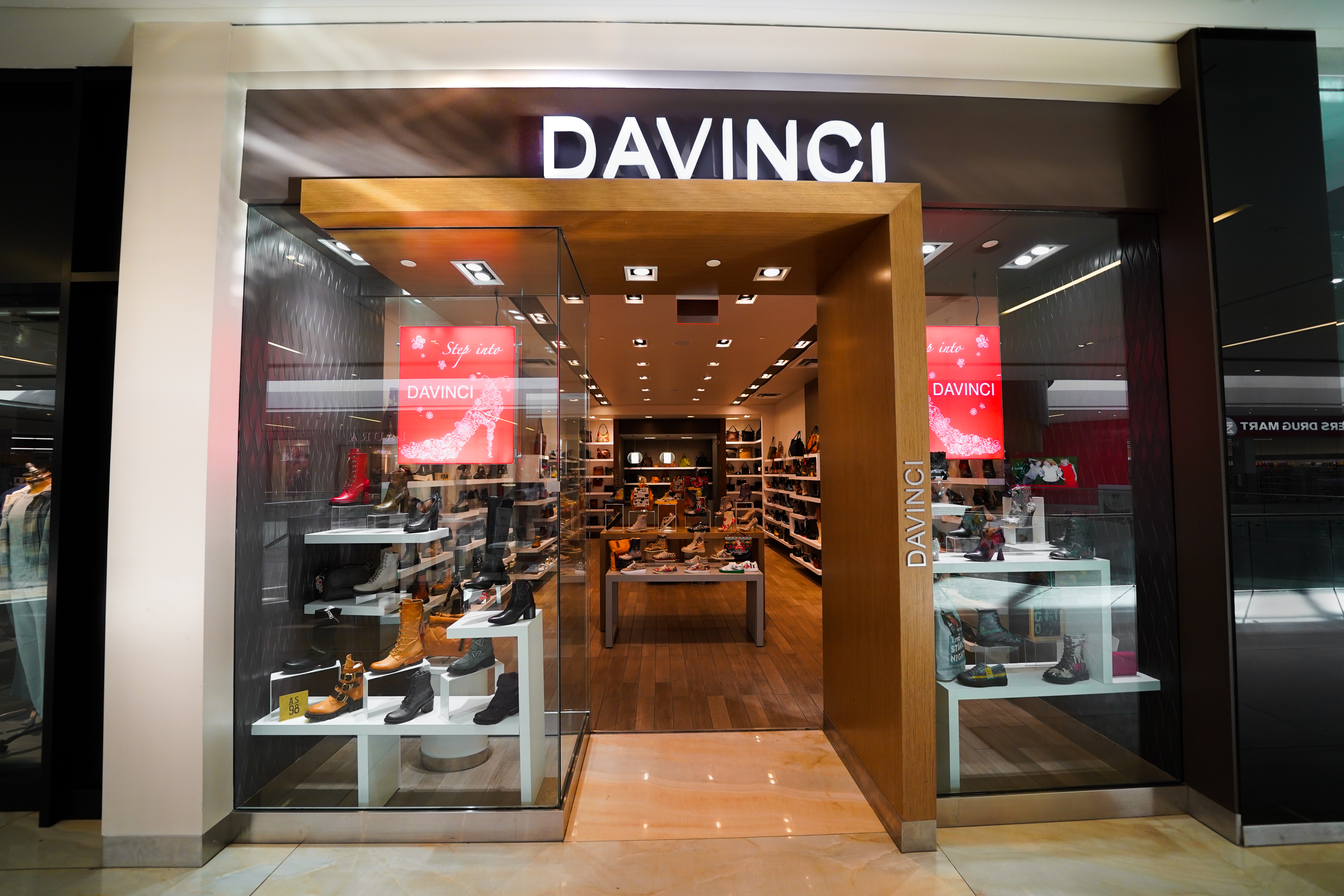 Davinci Shoes West Edmonton Mall