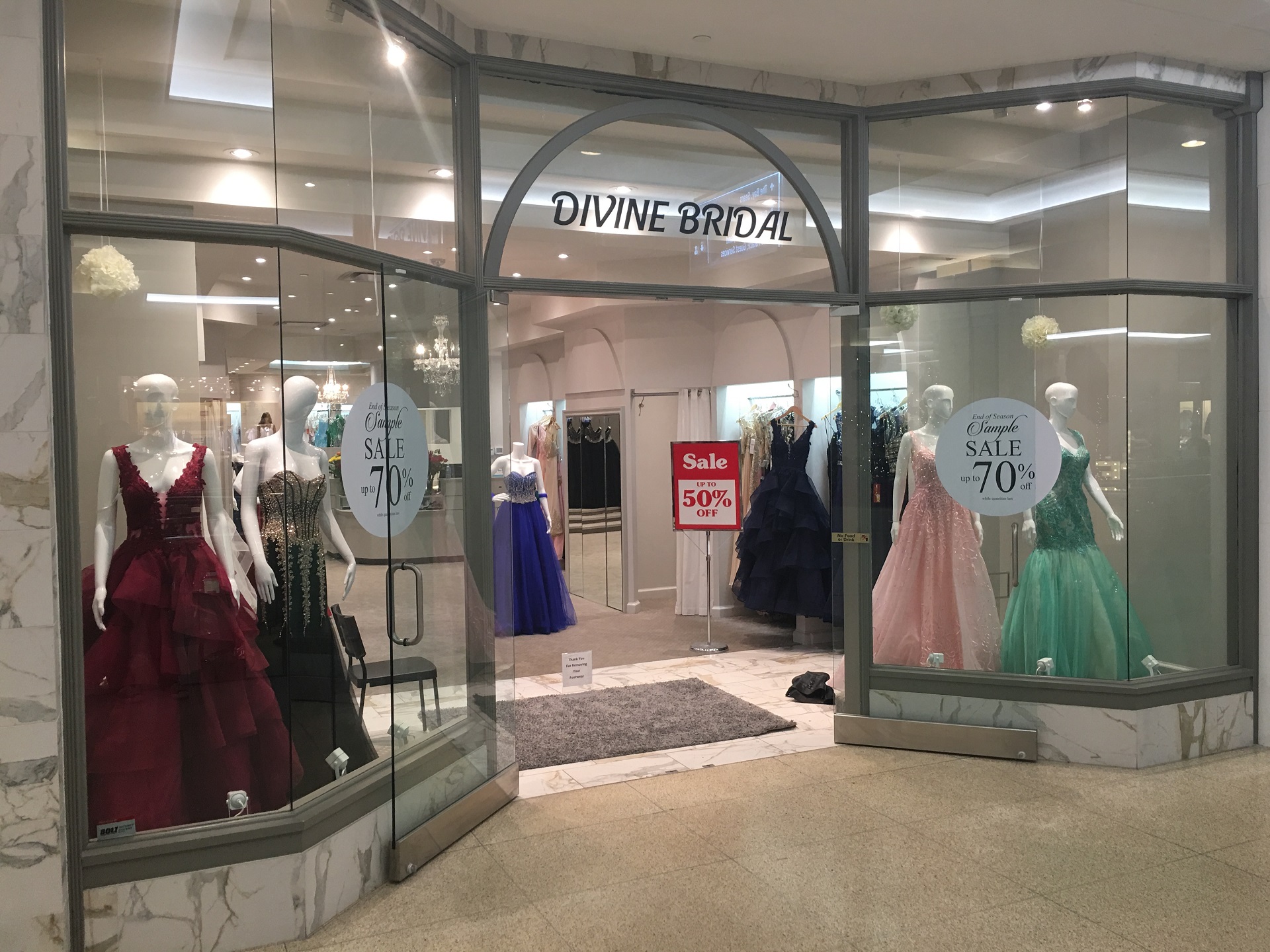 Bridal mall outlet