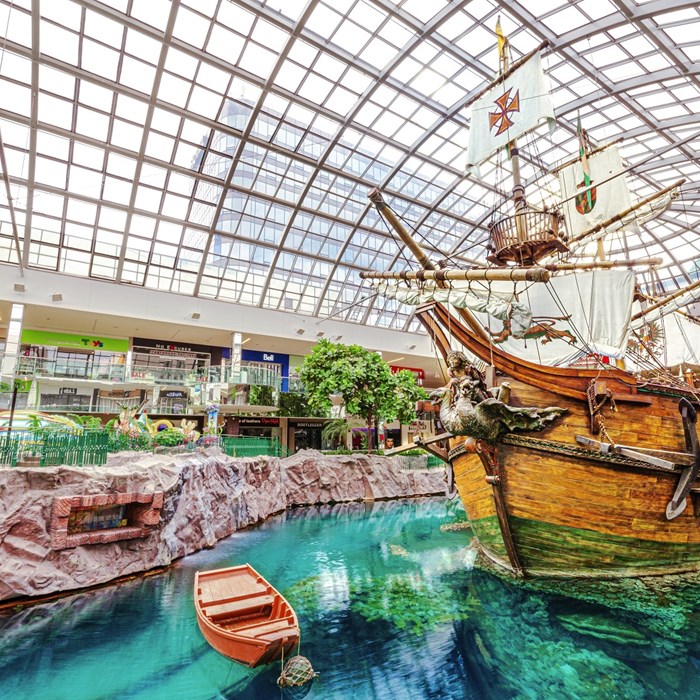 Rent The Ship at West Edmonton Mall for unforgettable events, including birthday parties and wedding receptions. Accommodates up to 40 guests with customizable catering options and 90-minute rental slots available.